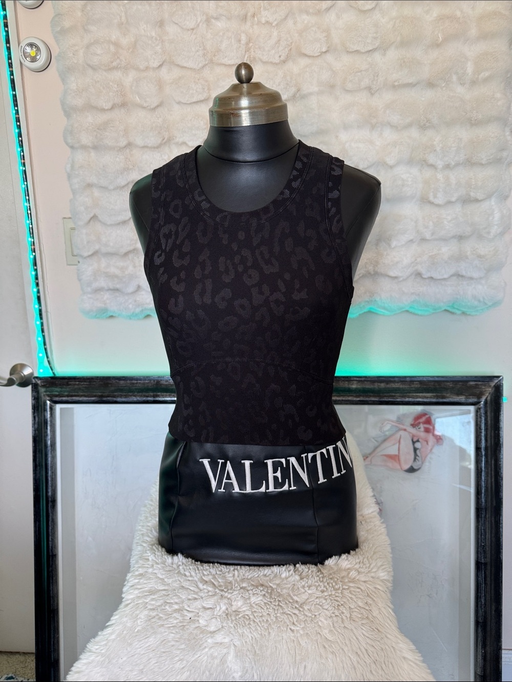 Move theology Black Leopard-Print Sleeveless Knit Tank